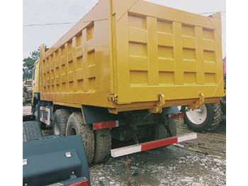 Camion benne Sinotruk HOWO 6*4 Dump truck: photos 5