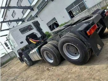 Tracteur routier Sinotruk HOWO 371 Tractor: photos 4