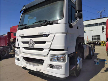 Tracteur routier Sinotruk HOWO 420HP Tractor: photos 2 Tracteur routier Sinotruk HOWO 420HP Tractor: photos 2