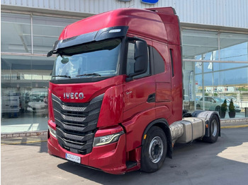 Tracteur routier IVECO