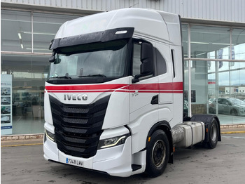 Tracteur routier IVECO