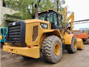 Chargeuse sur pneus CATERPILLAR 950GC