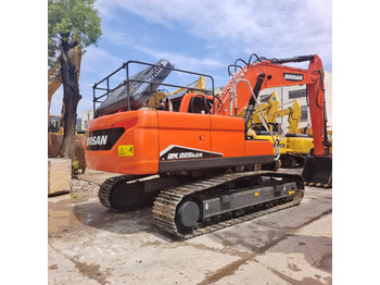 Pelle sur chenille DOOSAN DX225LCA