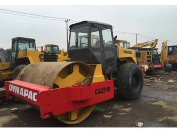 Compacteur à pieds de mouton/ Monocylindre Dynapac CA25D: photos 1