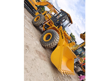 Chargeuse sur pneus LIUGONG 856 Liugong 856h CLG856H: photos 3