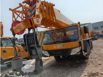 Grue mobile XCMG QY70K