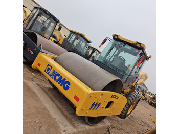 Compacteur à pieds de mouton/ Monocylindre XCMG XS223J