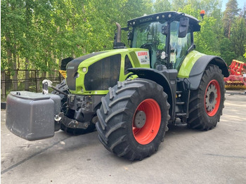 Tracteur agricole CLAAS Axion 960