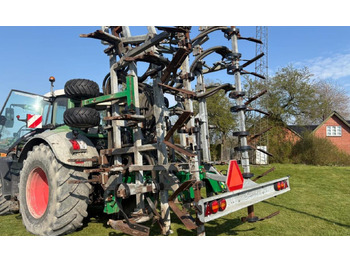 Enfouisseur à dents SAMSON