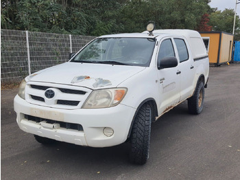 SUV TOYOTA Hilux
