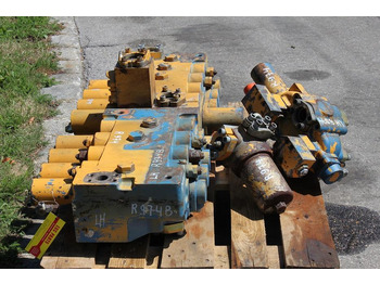 Valve hydraulique pour Engins de chantier Liebherr R 974: photos 4 Valve hydraulique pour Engins de chantier Liebherr R 974: photos 4