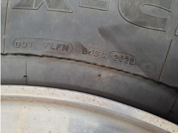 Roue complète pour Grue Grove Wheel 445/95R25 12 9 2p alu: photos 3 Roue complète pour Grue Grove Wheel 445/95R25 12 9 2p alu: photos 3