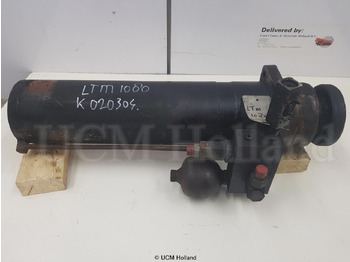 Vérin hydraulique LIEBHERR