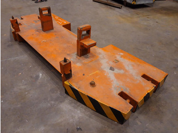 Contrepoids TEREX
