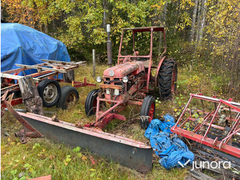 Tracteur agricole