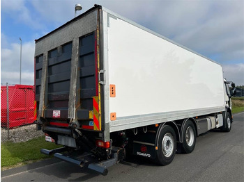 Camion fourgon Volvo FE320 6x2*4: photos 4