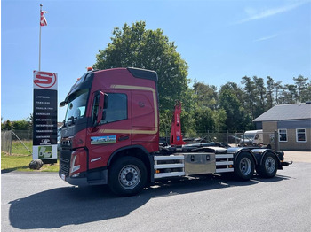 Camion ampliroll VOLVO FM 430