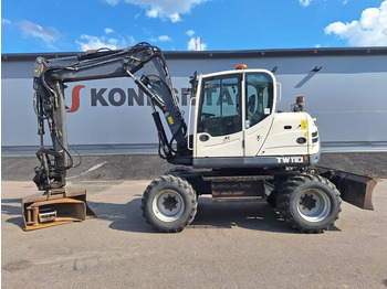 Pelle sur pneus TEREX
