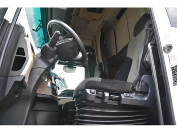 Tracteur routier MAN TGX 18.420 - EURO 6 - ADR FL - PARK. AIRCO - NAVI - PTO - XENON LIGHTS - TOP CONDITION -: photos 4