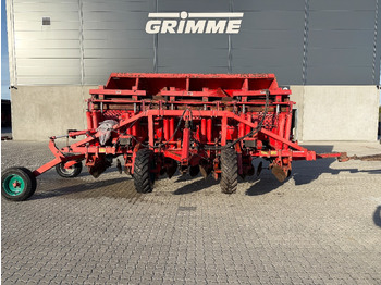 Matériel de récolte KVERNELAND