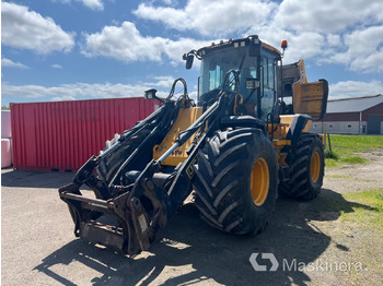 Chargeuse sur pneus JCB 435S