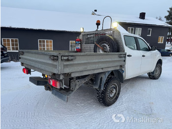 Fourgonnette Pickup Nissan Navara med flak: photos 5 Fourgonnette Pickup Nissan Navara med flak: photos 5