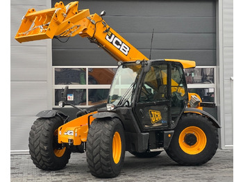 Chariot télescopique JCB
