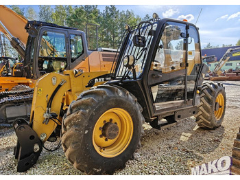 Chariot télescopique CATERPILLAR TH