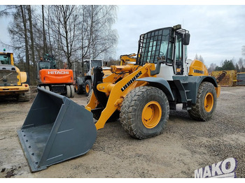 Chargeuse sur pneus LIEBHERR
