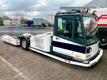 Tracteur d'avions KALMAR