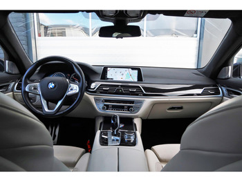 BMW 7 Serie 740Ld xDrive High Executive M-PAKKET/ MASSAGE/ PANO/ DEALER OND/ VOL! - crédit-bail BMW 7 Serie 740Ld xDrive High Executive M-PAKKET/ MASSAGE/ PANO/ DEALER OND/ VOL!: photos 2
