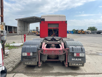 Tracteur routier MAN TGA 26.480 6x4: photos 3