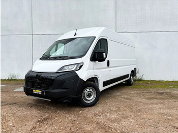 Fourgon utilitaire PEUGEOT Boxer