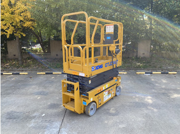 Nacelle ciseaux XCMG Official Used Aerial Work Platforms GTJZ0607 Mobile Scissor Lift For Sale: photos 2