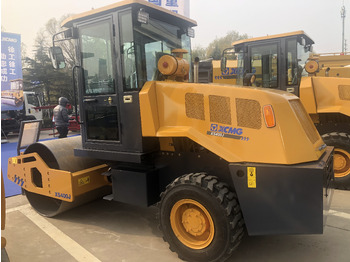 Rouleau compresseur XCMG XS400J 4ton Mechancial Single Drum Vibratory Road Roller Price: photos 2 Rouleau compresseur XCMG XS400J 4ton Mechancial Single Drum Vibratory Road Roller Price: photos 2