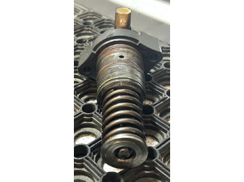 Pompe à carburant DAF XF 106