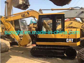 Pelle sur chenille CATERPILLAR E70B