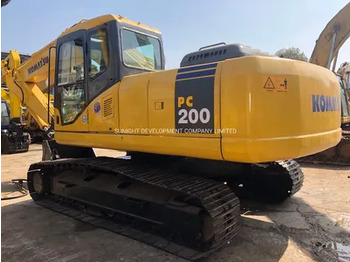 Pelle sur chenille KOMATSU PC200-7