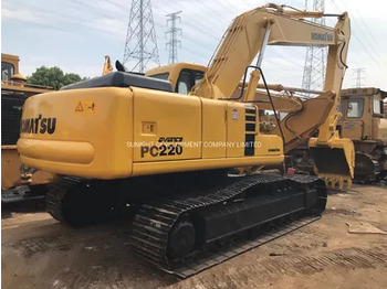 Pelle sur chenille KOMATSU PC220-6