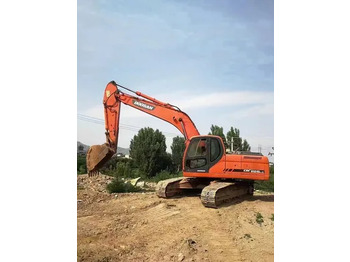 Pelle sur chenille DOOSAN DX225LC