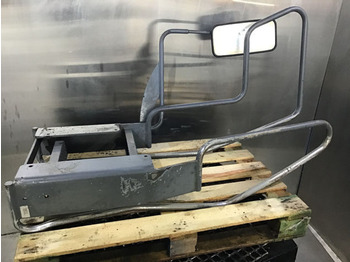 Cabine et intérieur LIEBHERR