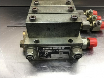 Hydraulique Liebherr Distribution Block: photos 3