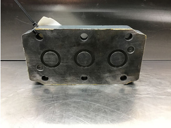 Moteur et pièces LIEBHERR