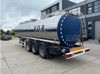 Magyar Tank / Inox / 33600 LT - crédit-bail Magyar Tank / Inox / 33600 LT: photos 3 Magyar Tank / Inox / 33600 LT - crédit-bail Magyar Tank / Inox / 33600 LT: photos 3