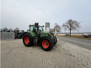 Tracteur agricole FENDT 722 Vario