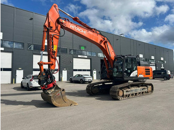 Pelle sur chenille HITACHI ZX300LC-6