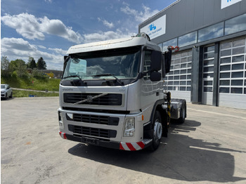 Camion grue VOLVO FM-400 4x2 Bonfiglioli 15000-4: photos 2 Camion grue VOLVO FM-400 4x2 Bonfiglioli 15000-4: photos 2