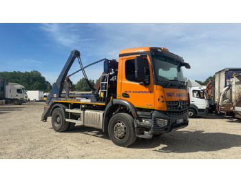 Camion multibenne MERCEDES-BENZ Arocs