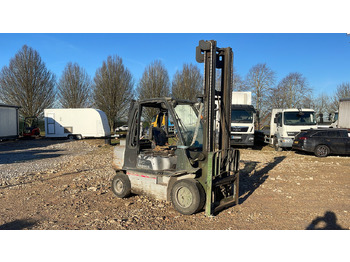 Chariot élévateur diesel NISSAN