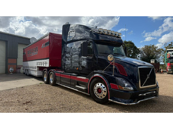 Tracteur routier VOLVO